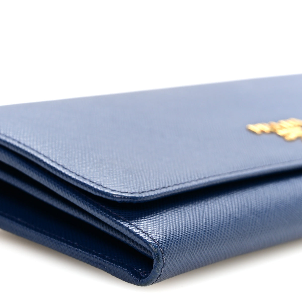 Saffiano Metal Oro Chain Wallet Bleuette