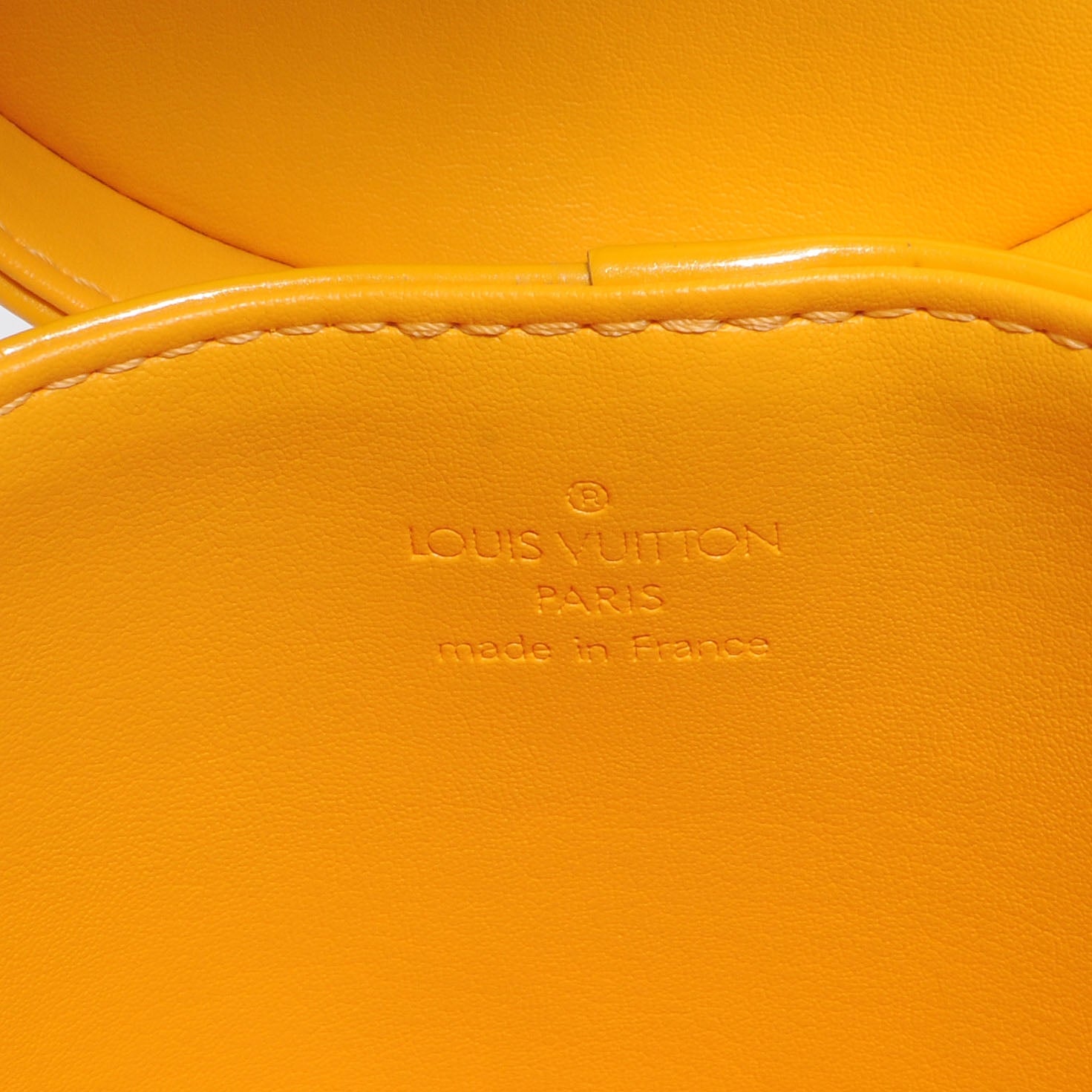 【新品】ルイヴィトン　アスタープレイス Louis Vuitton Vernis Astor Place Mango 46643 – FASHIONPHILE