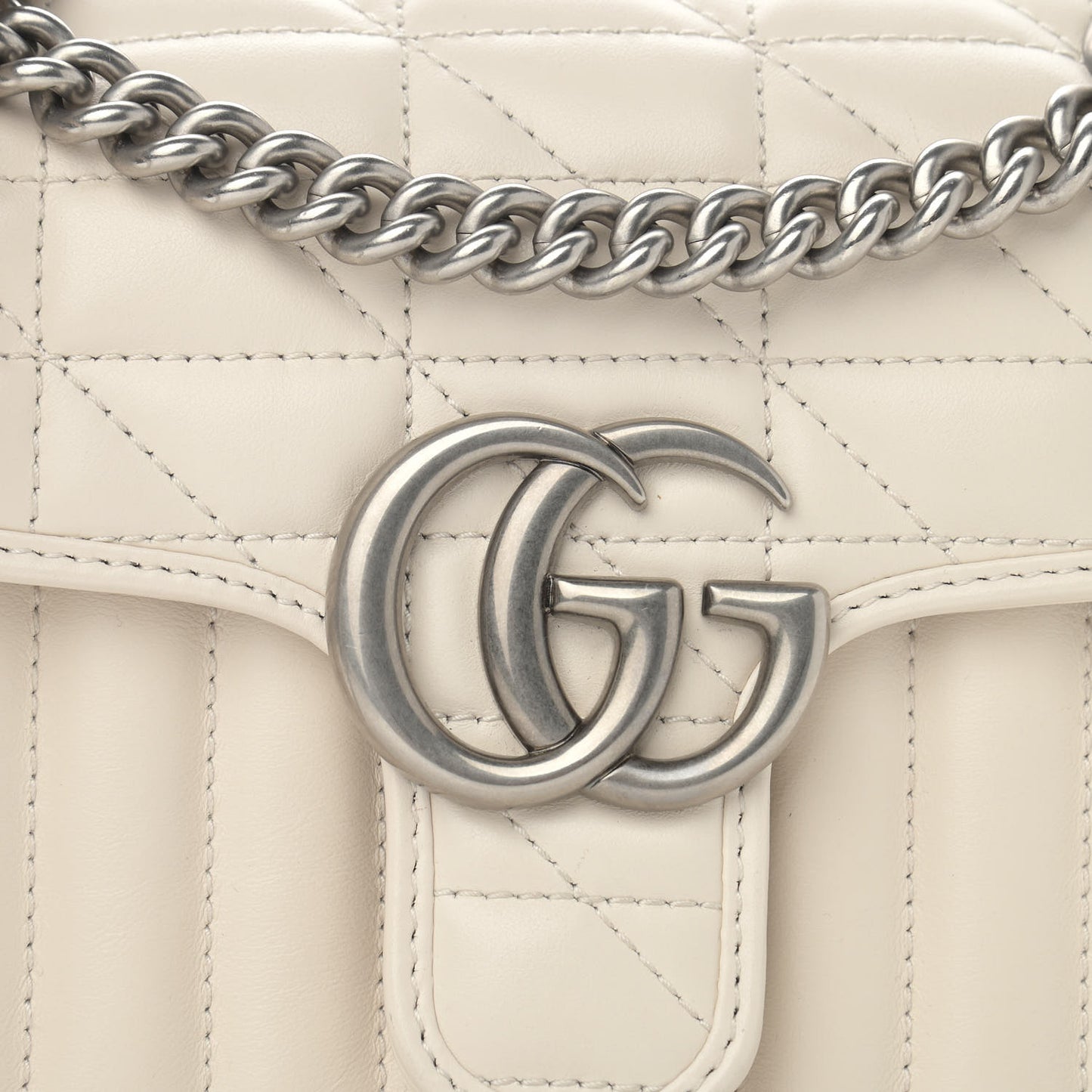 Calfskin Matelasse Aria Mini GG Marmont Shoulder Bag Mystic White