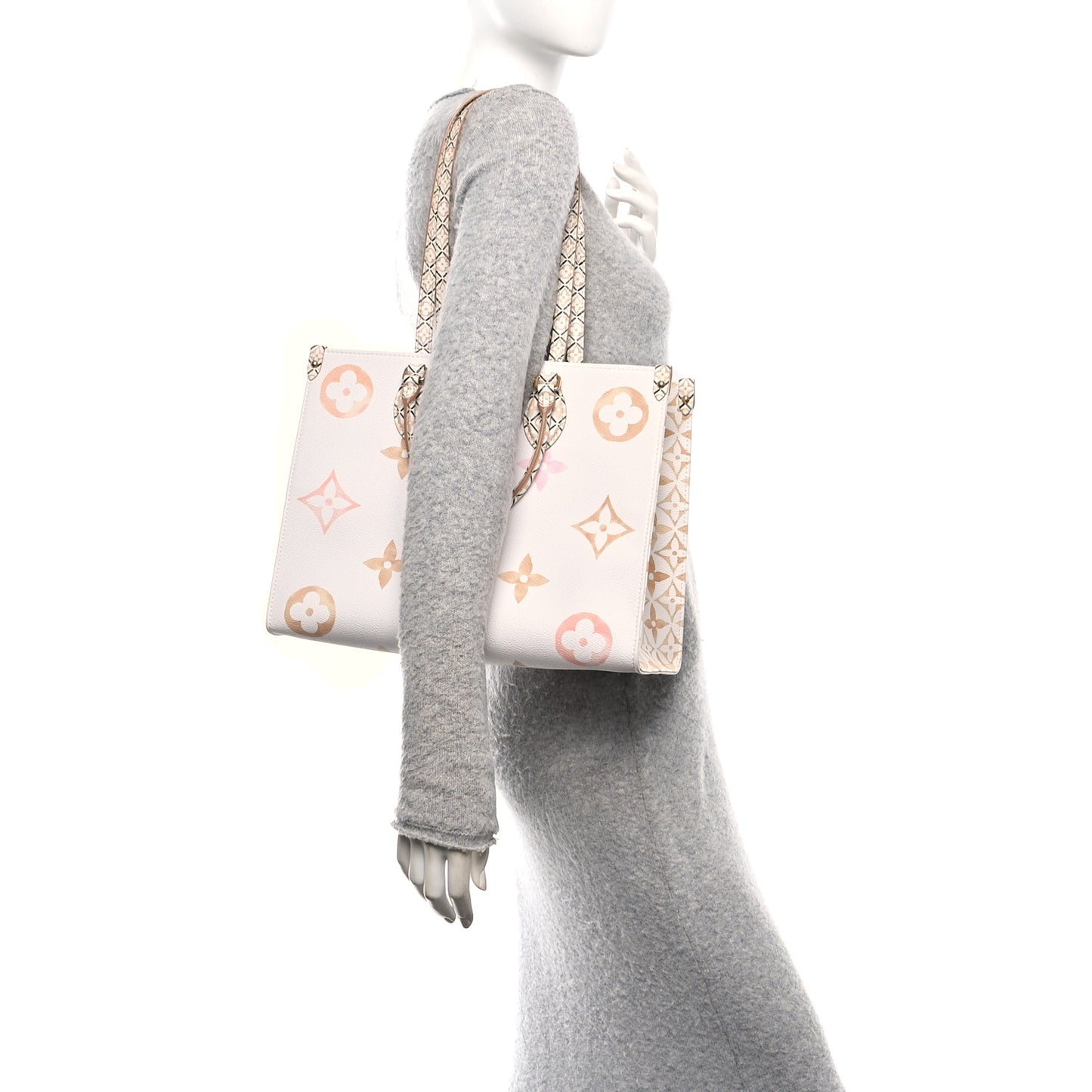 Monogram Giant By The Pool 2.0 Onthego MM Beige