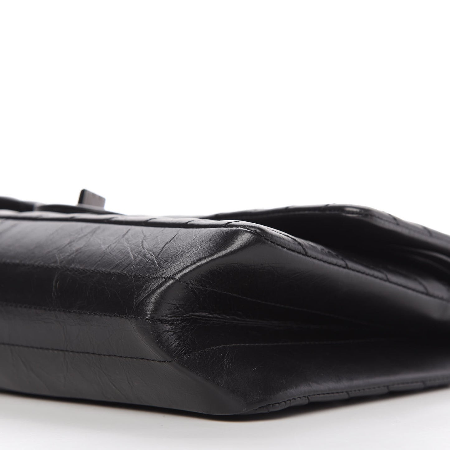 Aged Calfskin Chevron Quilted 2.55 Reissue 226 So Black
