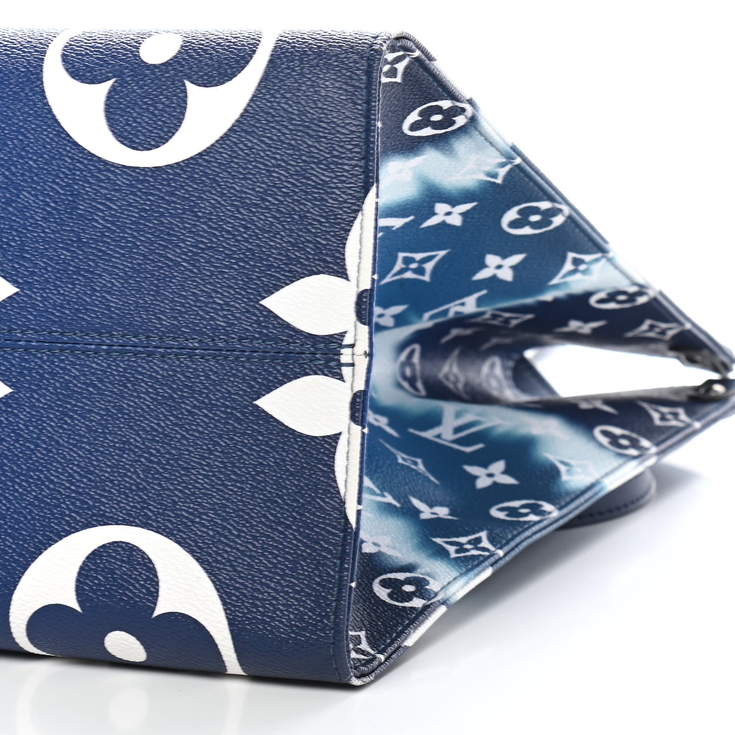 Louis Vuitton Monogram Escale Onthego GM Blue 9 of 9