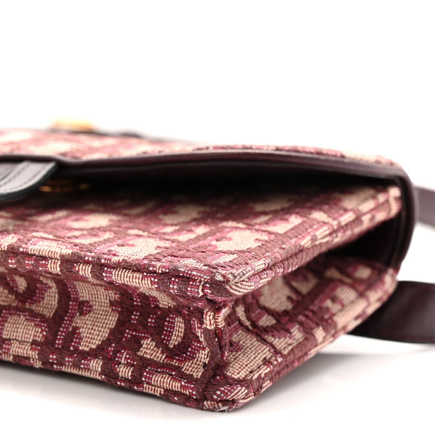 Oblique Saddle Belt Bag Bordeaux