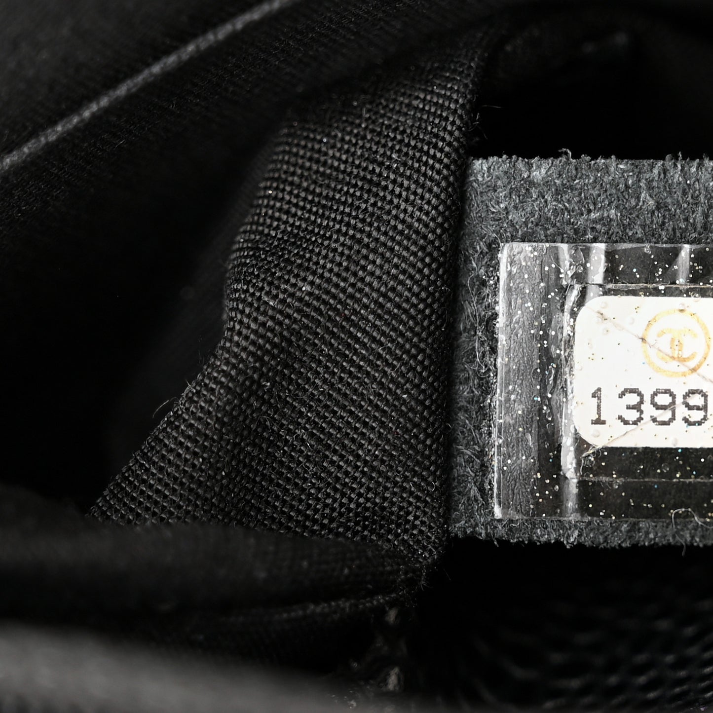 Caviar Half Moon Wallet On Chain WOC Black