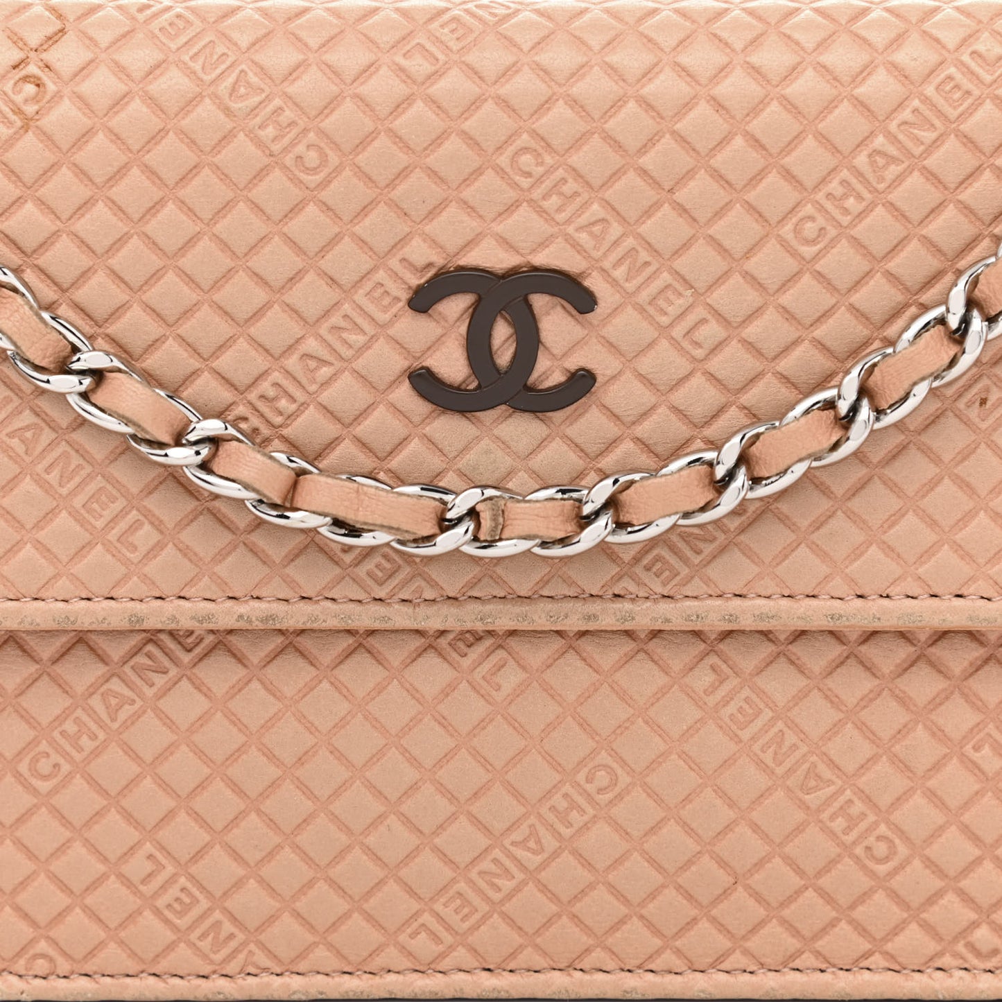 Lambskin Logo Embossed Wallet On Chain WOC Light Pink