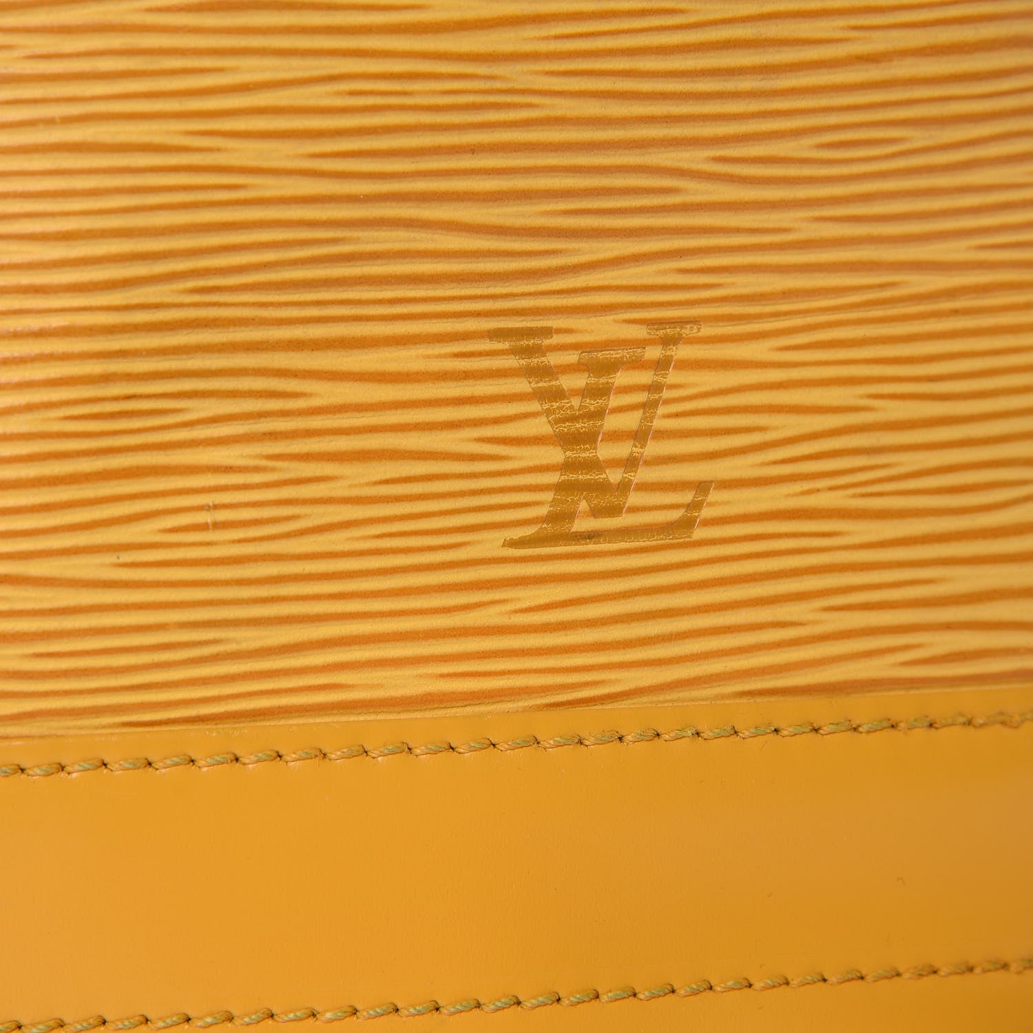 Louis Vuitton Epi Noe Tassil 7 of 20