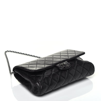 Chanel Lambskin Quilted Clutch With Chain Flap Black 4 of 9