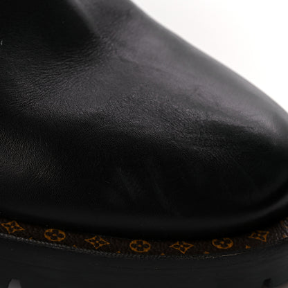 Louis Vuitton Calfskin Monogram Discovery Flat Ankle Boots 40 Black 8 of 8