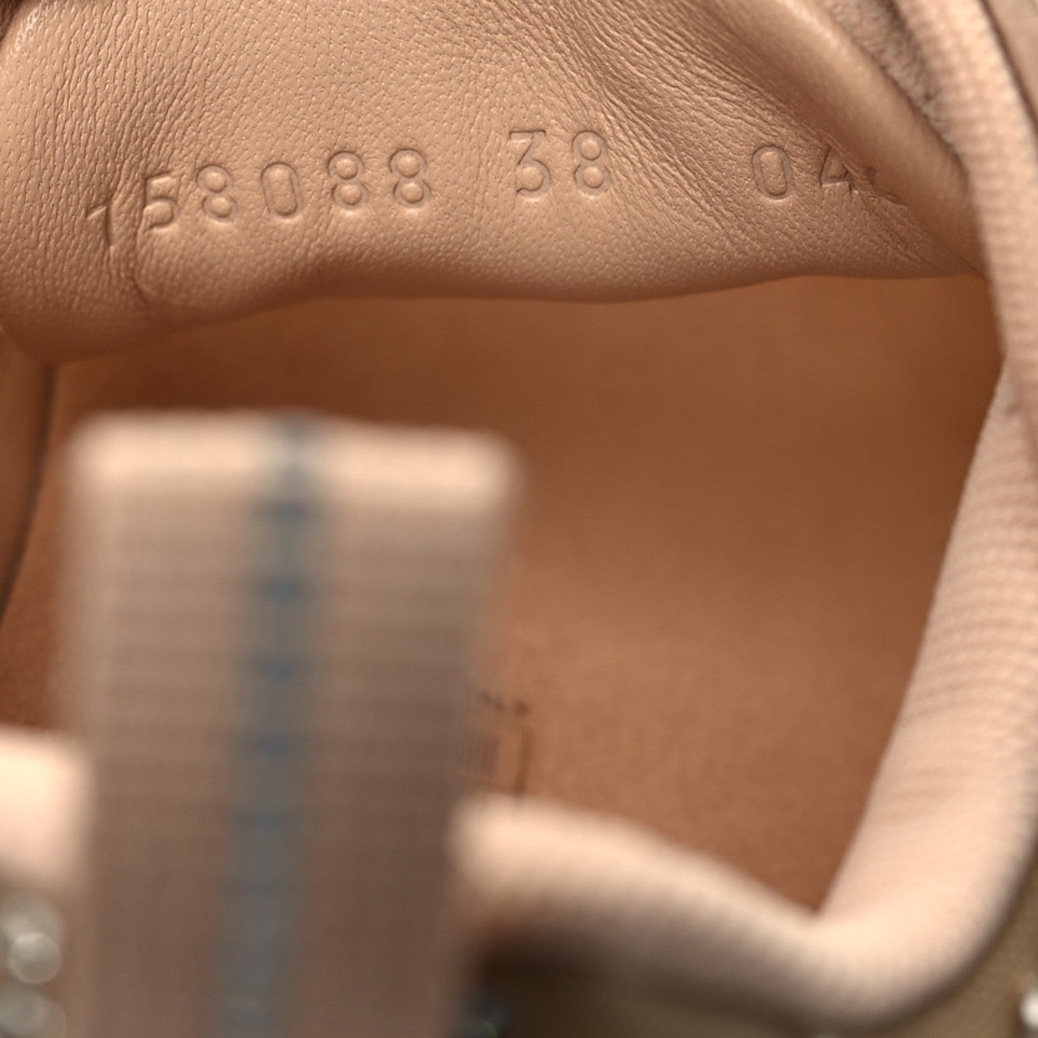 Gucci Tela Retino Mesh Crystal Suede GG Monogram Womens Gucci Run Sneakers 38 Light Powder Skin Rose Silver 8 of 10