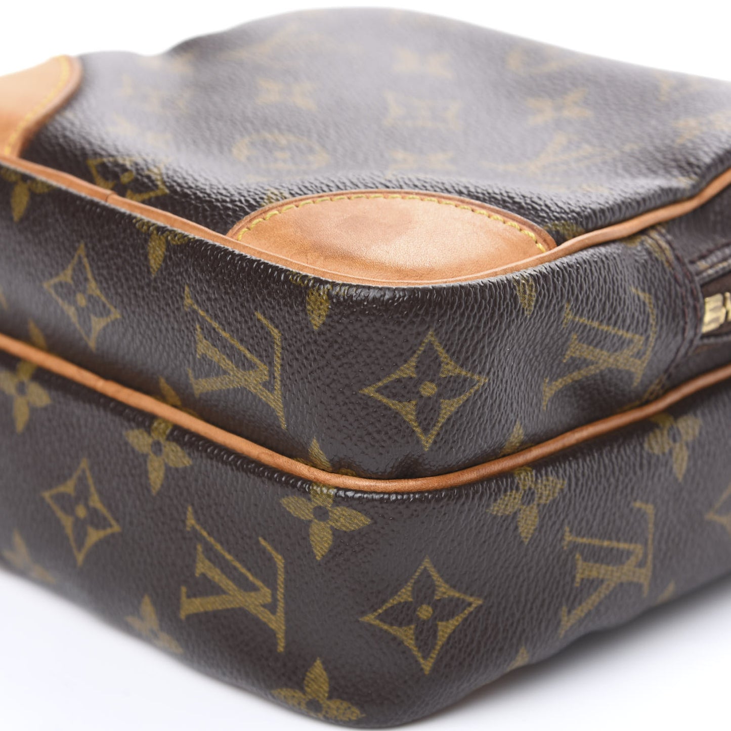 Monogram Amazone