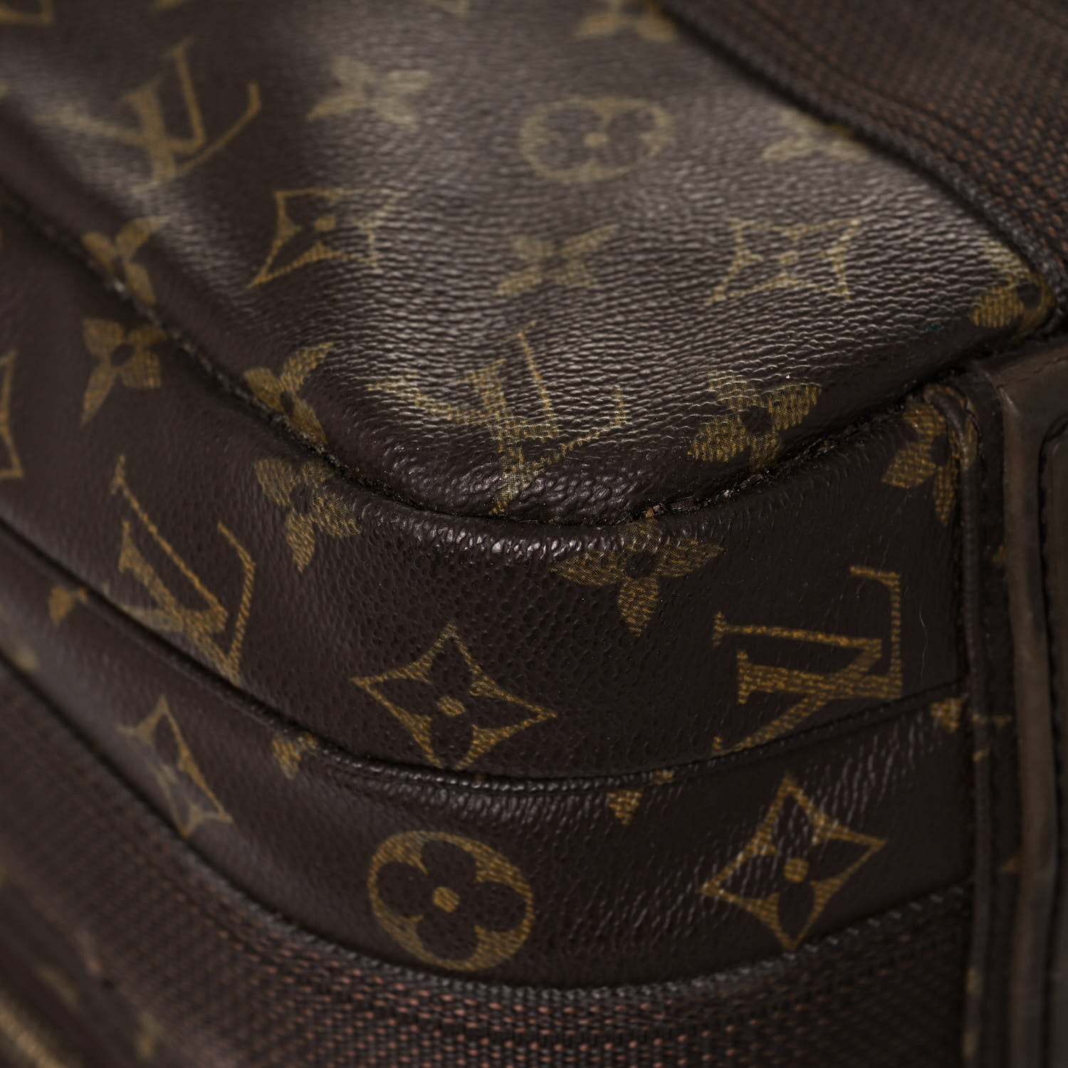 Louis Vuitton Monogram Satellite 53 10 of 28