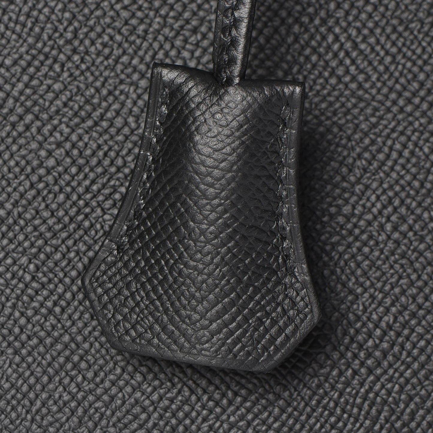 Epsom Kelly Sellier 32 Black