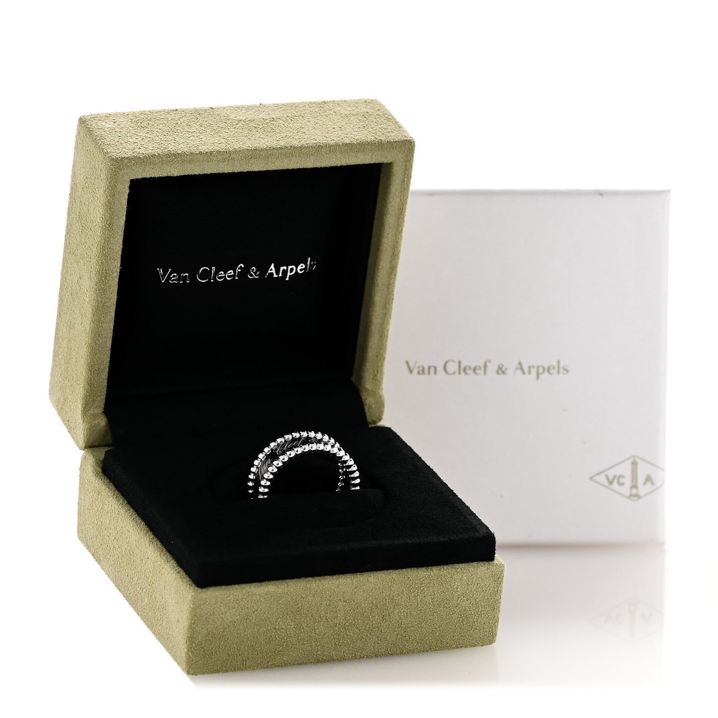 18K White Gold Perlee Signature Ring 53 6.25
