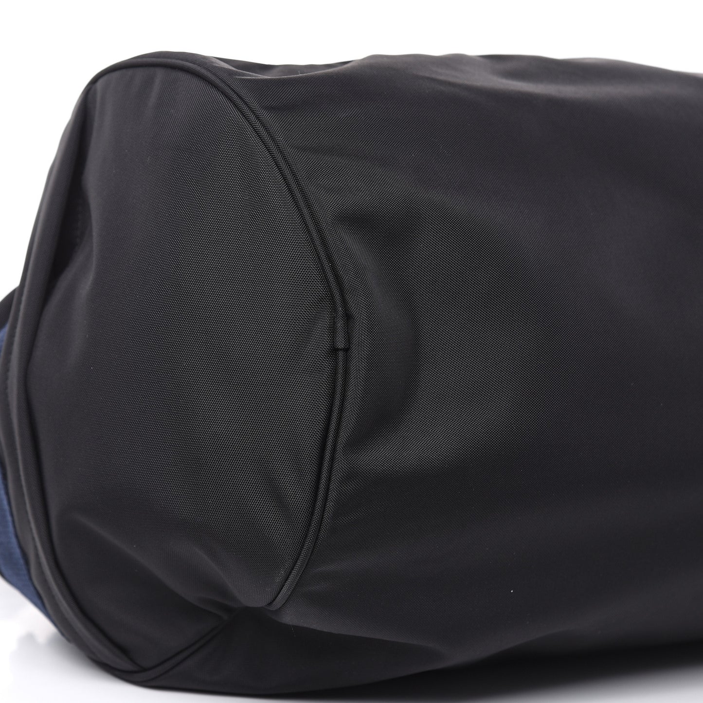 Nylon Wheel Gym Bag Black