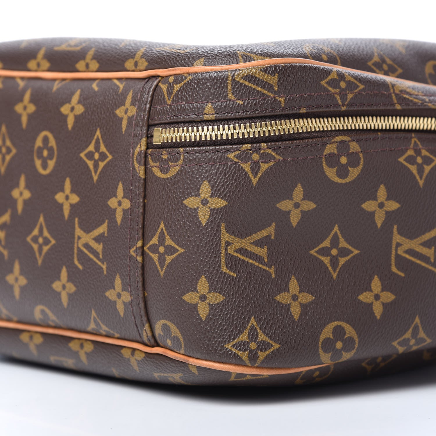 Louis Vuitton Monogram Excursion Shoe Bag 7 of 11