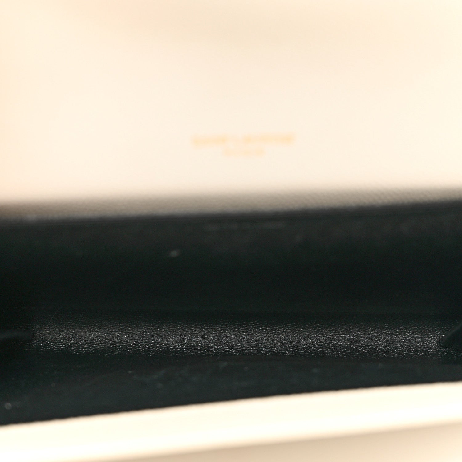 Saint Laurent Grain De Poudre Monogram Uptown Chain Wallet Crema Soft 6 of 8