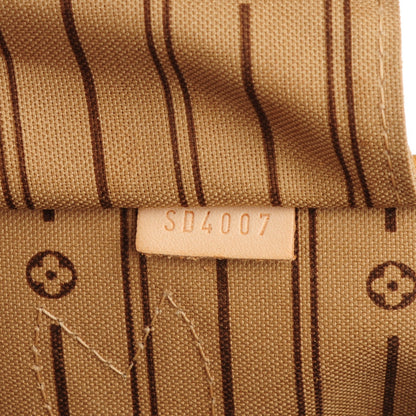 Louis Vuitton Monogram Neverfull MM 7 of 7