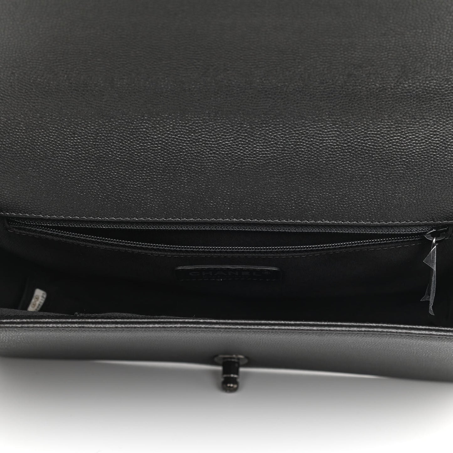 Caviar Quilted New Medium Boy Flap So Black