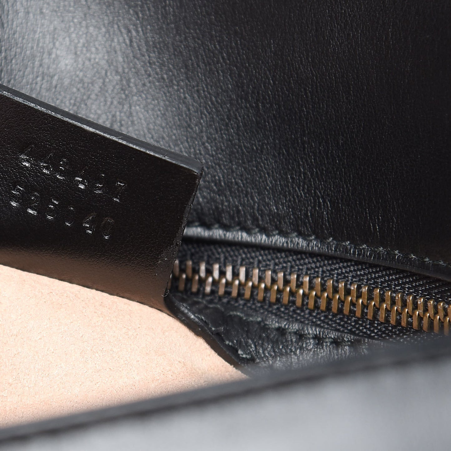 Calfskin Matelasse Small GG Marmont Shoulder Bag Black