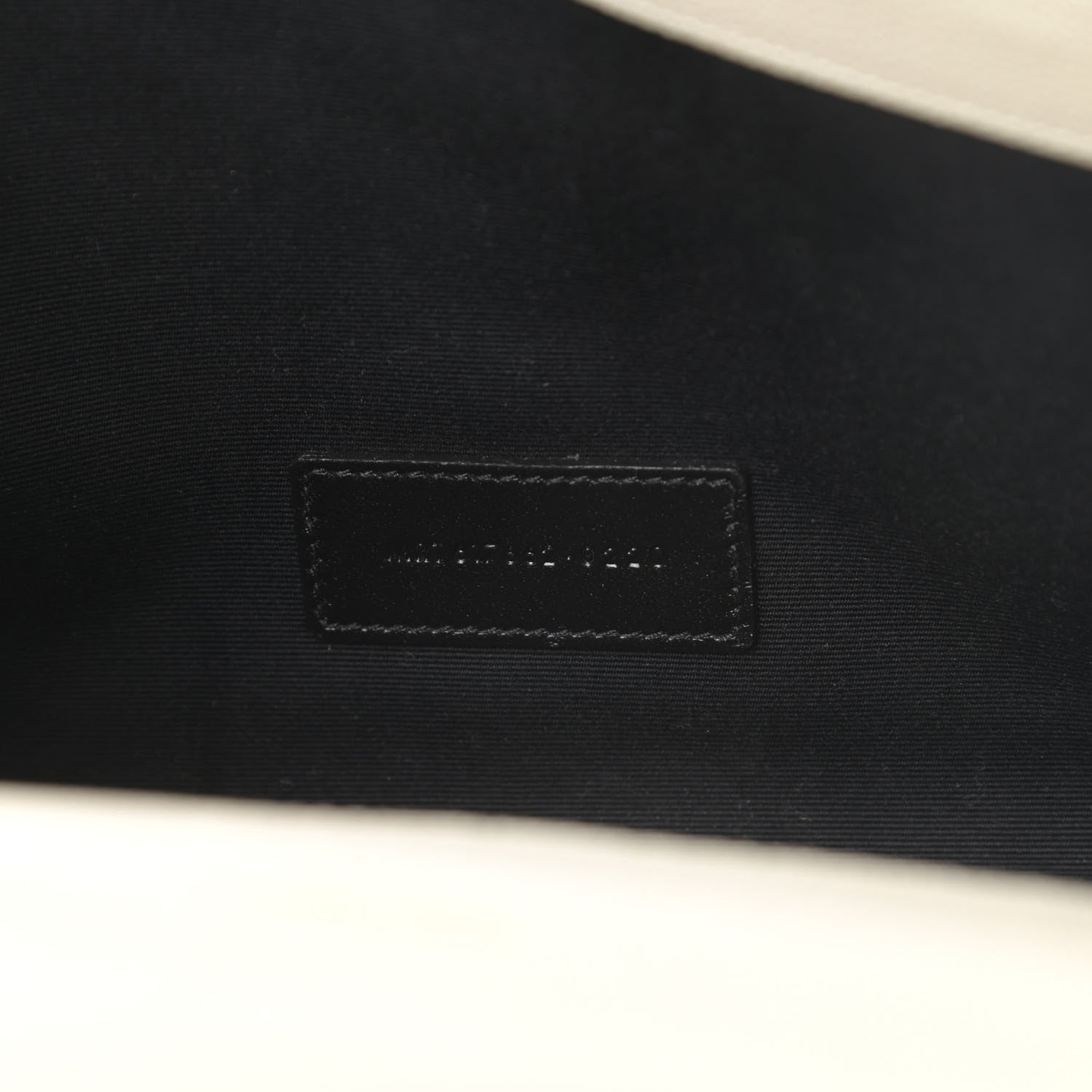 Saint Laurent Grain De Poudre Matelasse Chevron Monogram Envelope Clutch Blanc Vintage 7 of 11