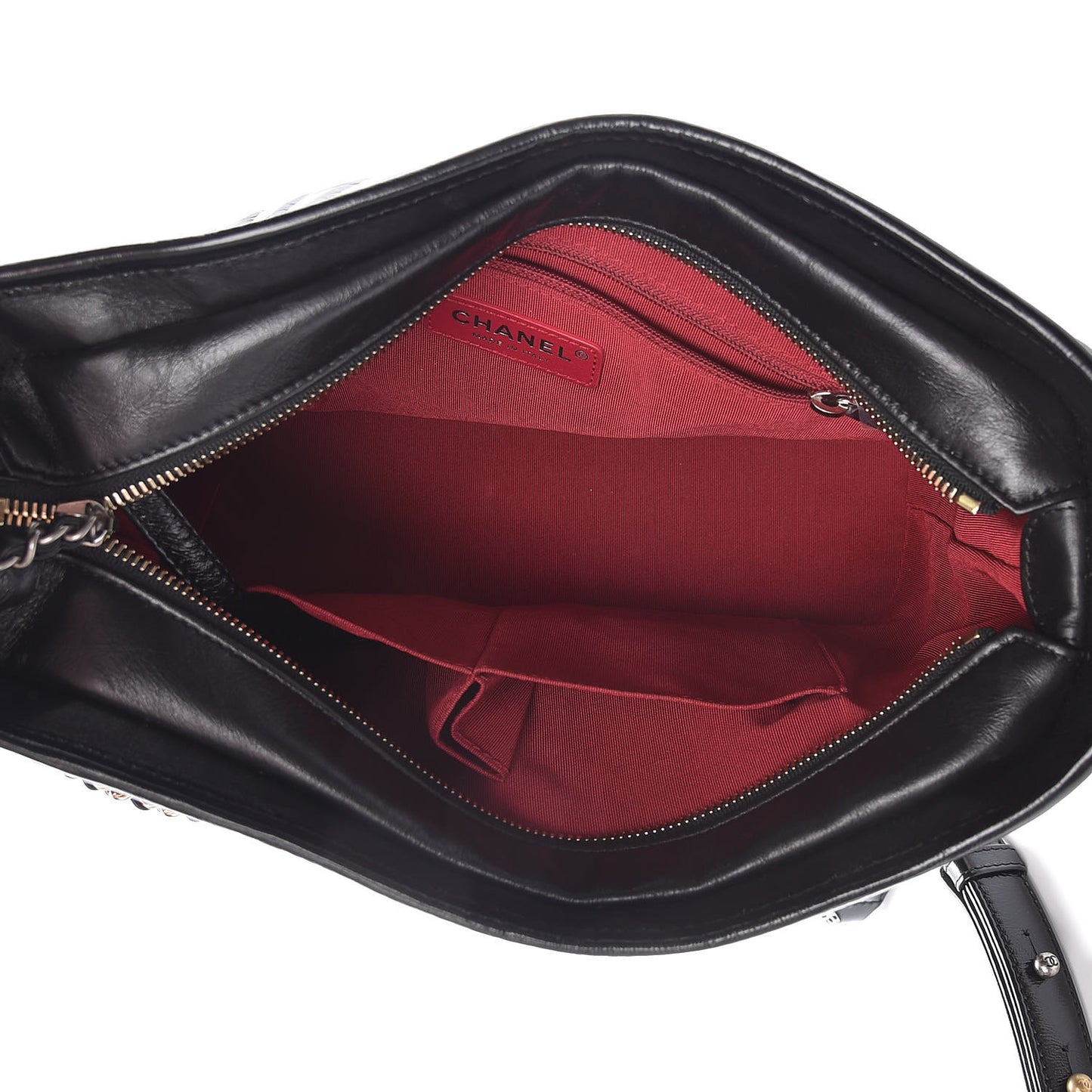 Aged Calfskin Chevron Quilted Medium Gabrielle Hobo Black