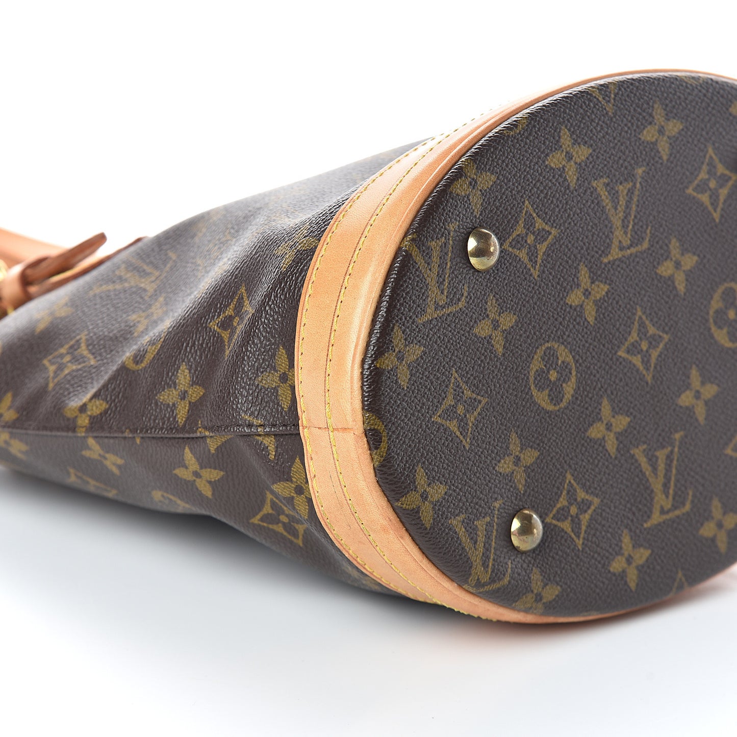 Monogram Petit Bucket 23