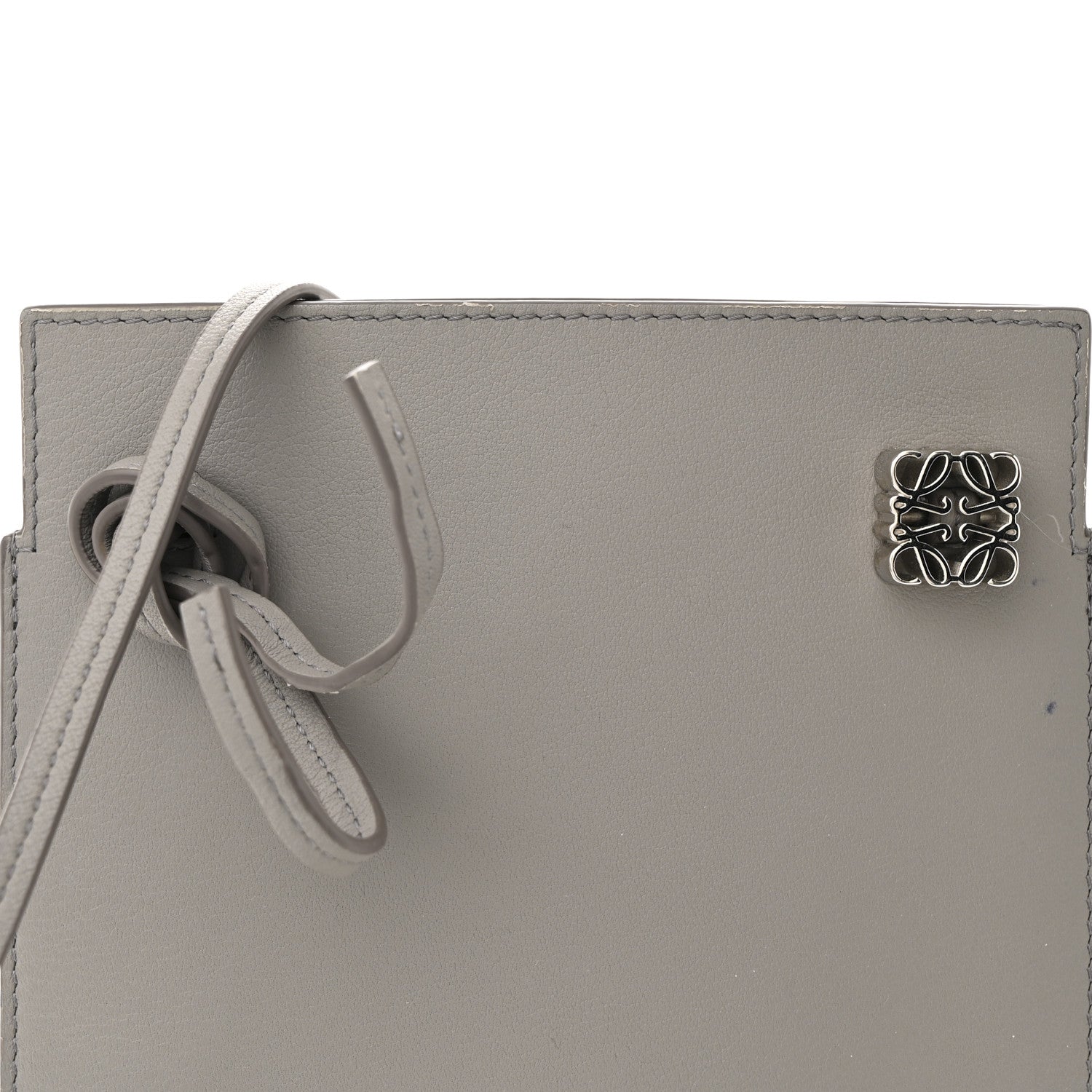 Loewe Classic Calfskin Dice Pocket Grey 7 of 9