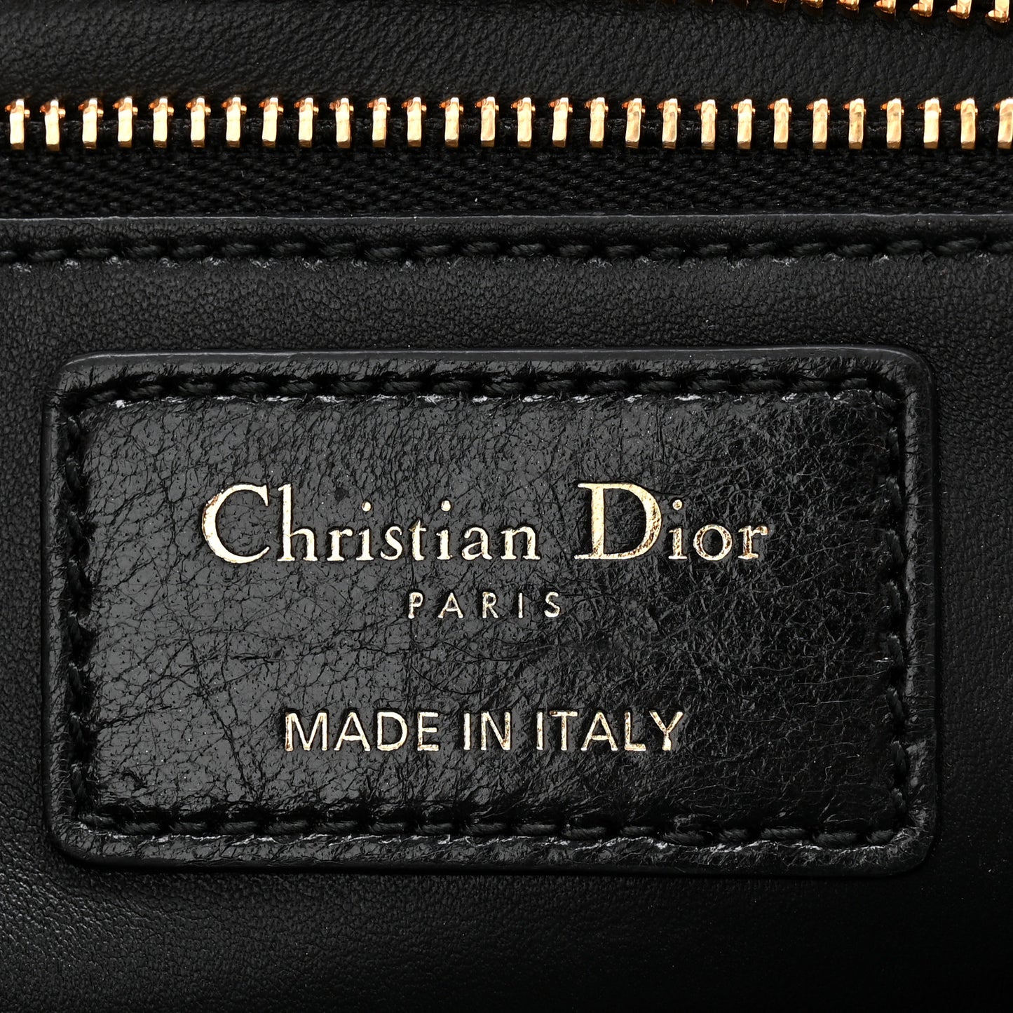 Calfskin 30 Montaigne Chain Pouch Black