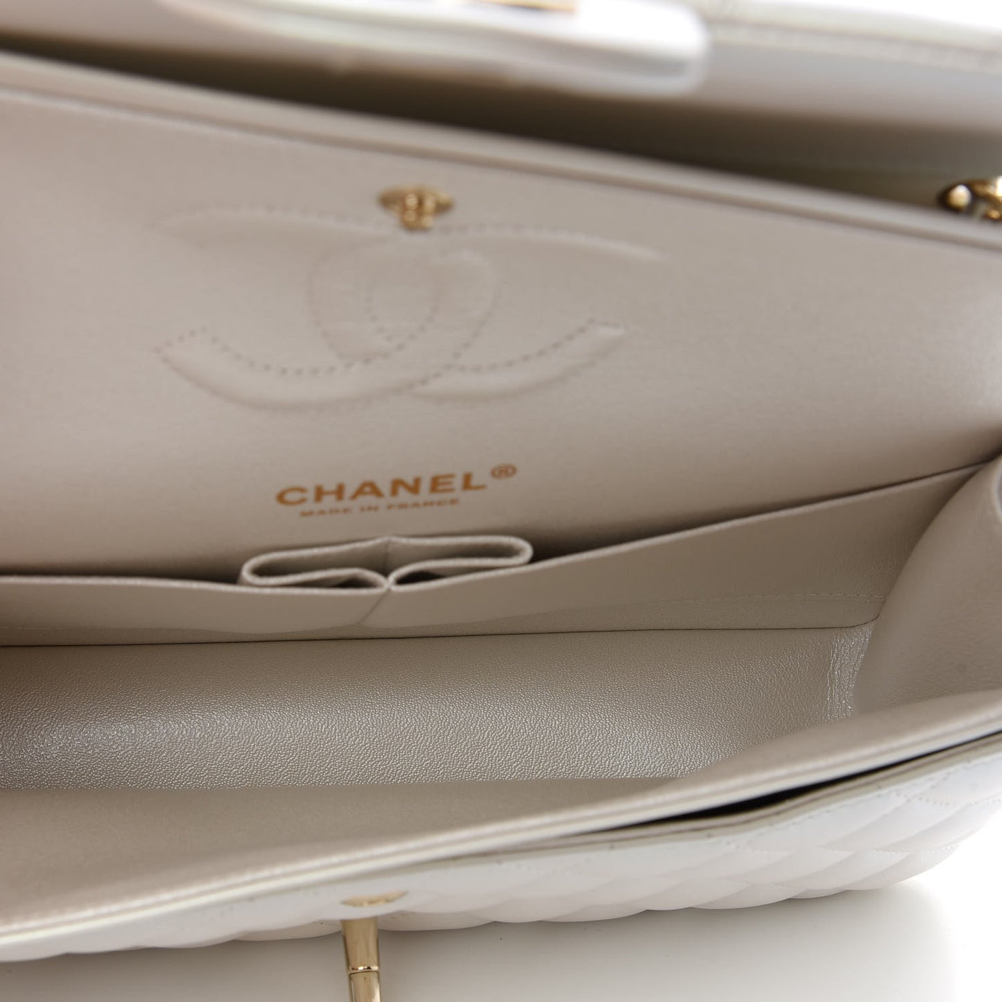 Iridescent Calfskin Quilted Medium Double Flap White