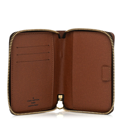 Louis Vuitton Monogram Zipped ID Wallet 5 of 9