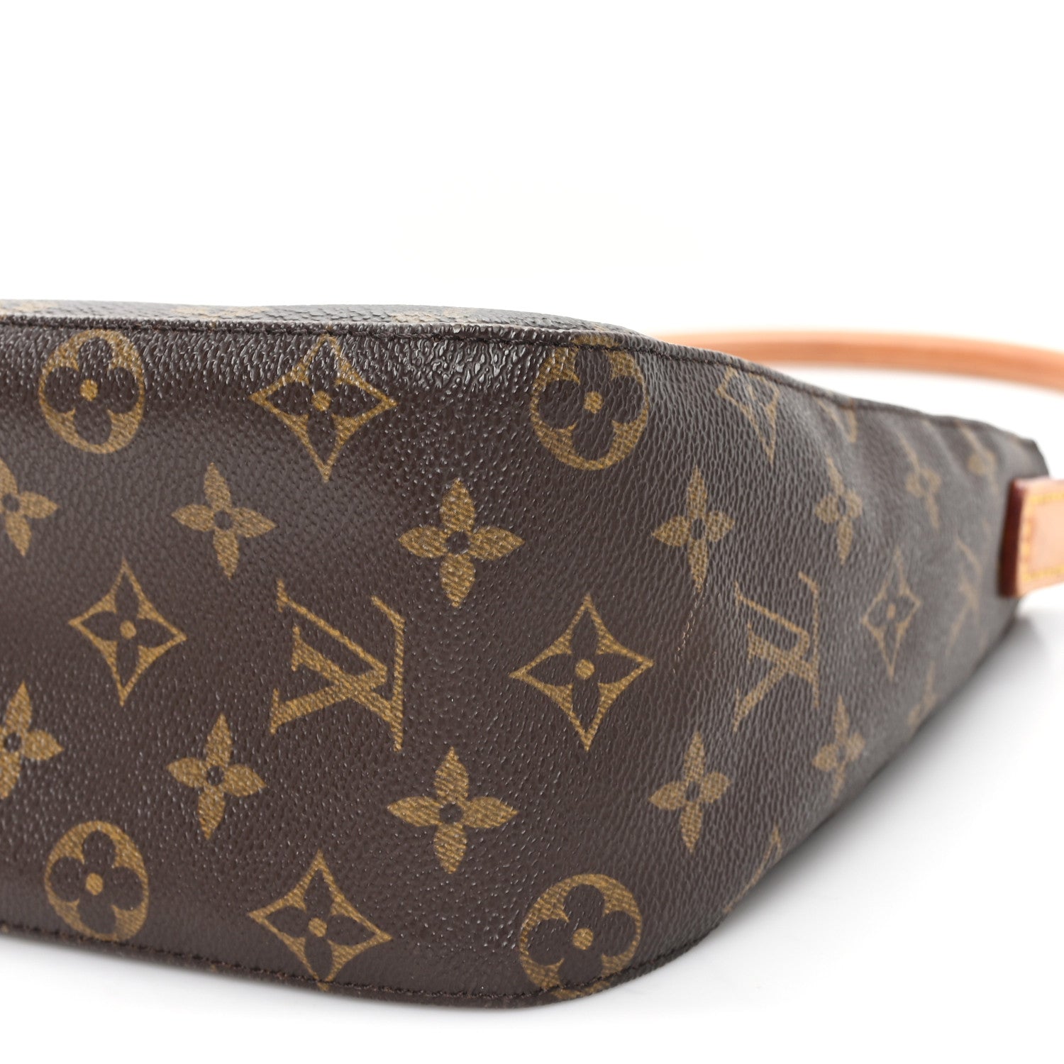 Louis Vuitton Monogram Looping MM 9 of 9