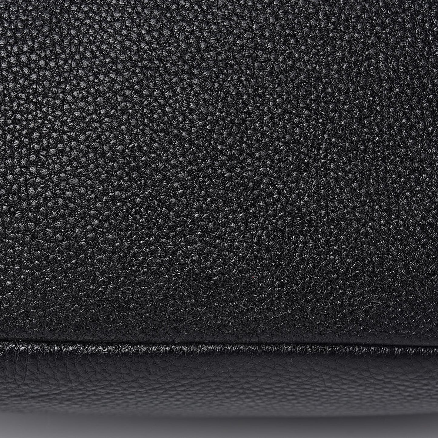 Vitello Daino Tote Black