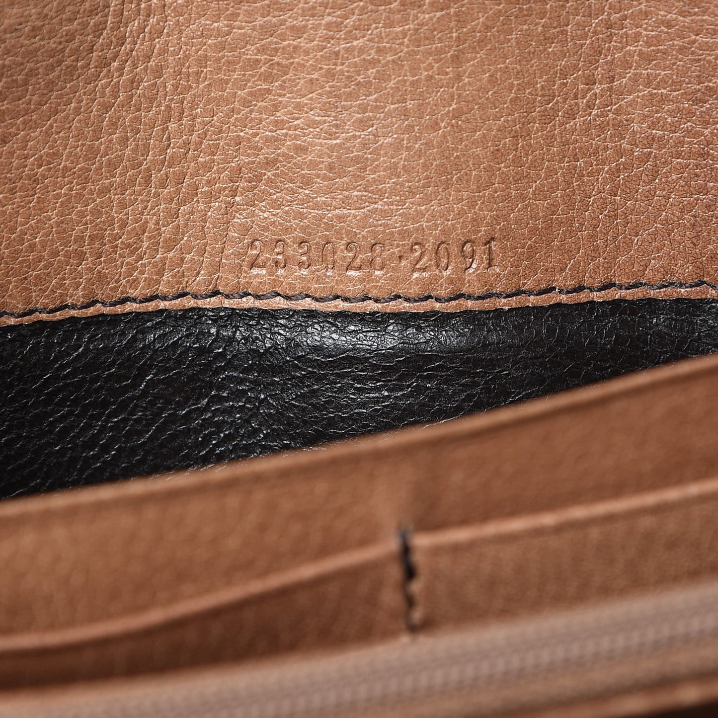 Guccissima Calfskin GG Continental Wallet Natural