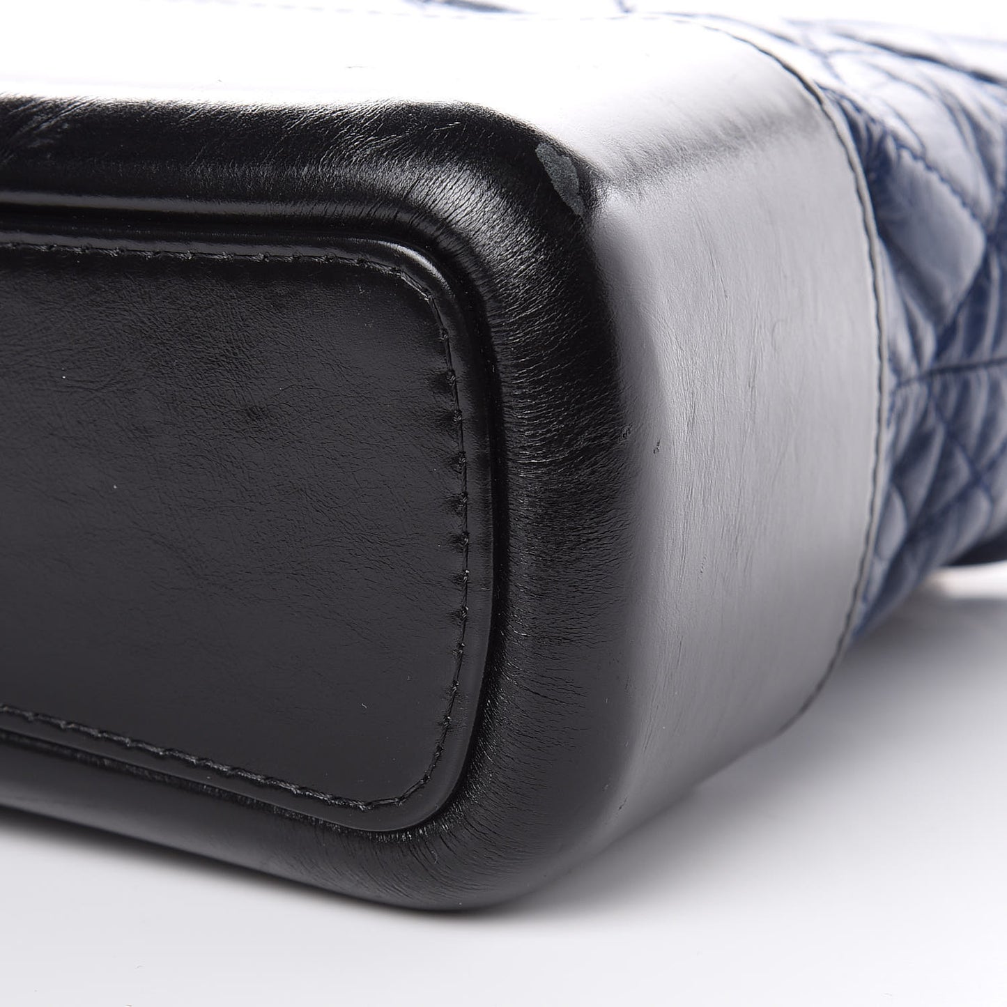 Aged Calfskin Quilted Medium Gabrielle Hobo Navy Black