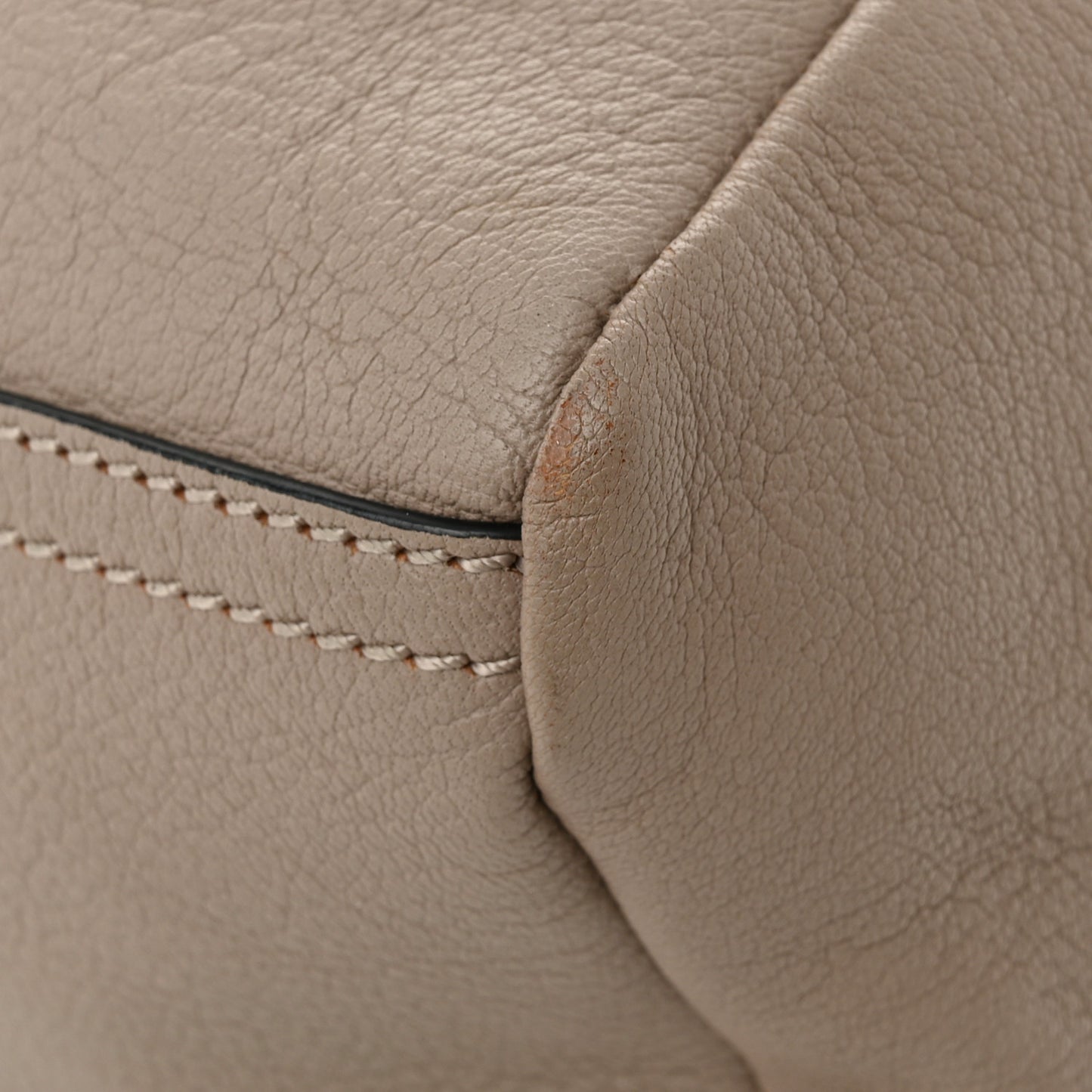 Sugar Goatskin Small Pandora Mastic