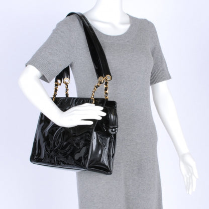 Chanel Patent CC Shoulder Bag Black 2 of 8