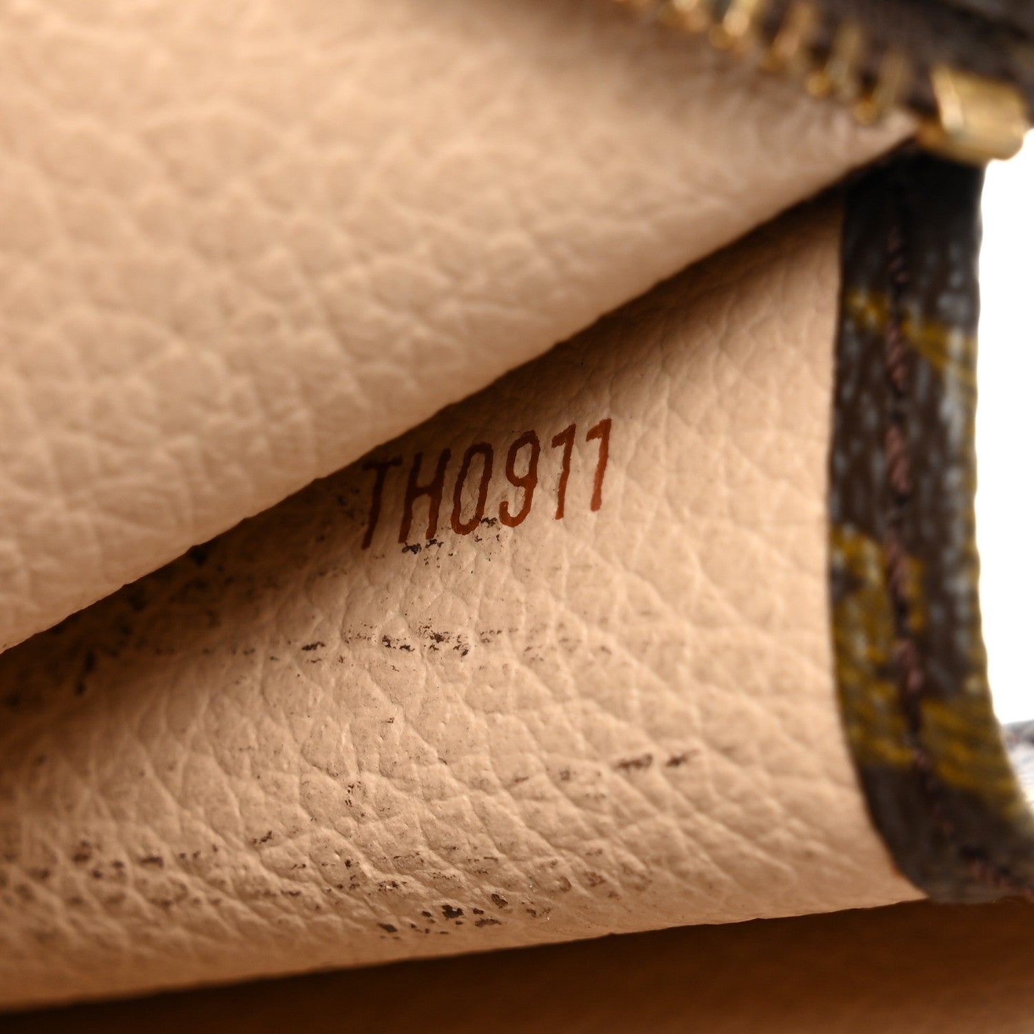 Louis Vuitton Monogram Toiletry Pouch 19 6 of 8