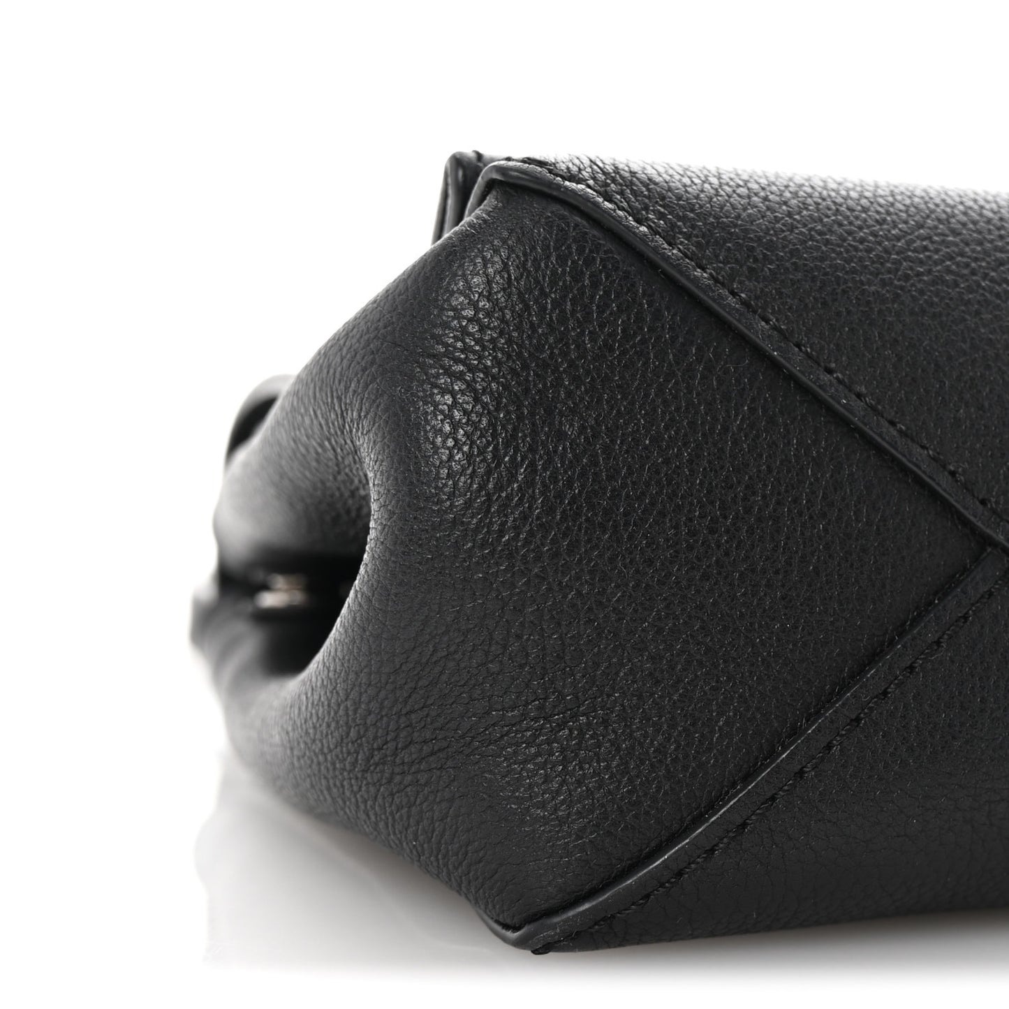 Calfskin Lockme II Chain Bag BB Black