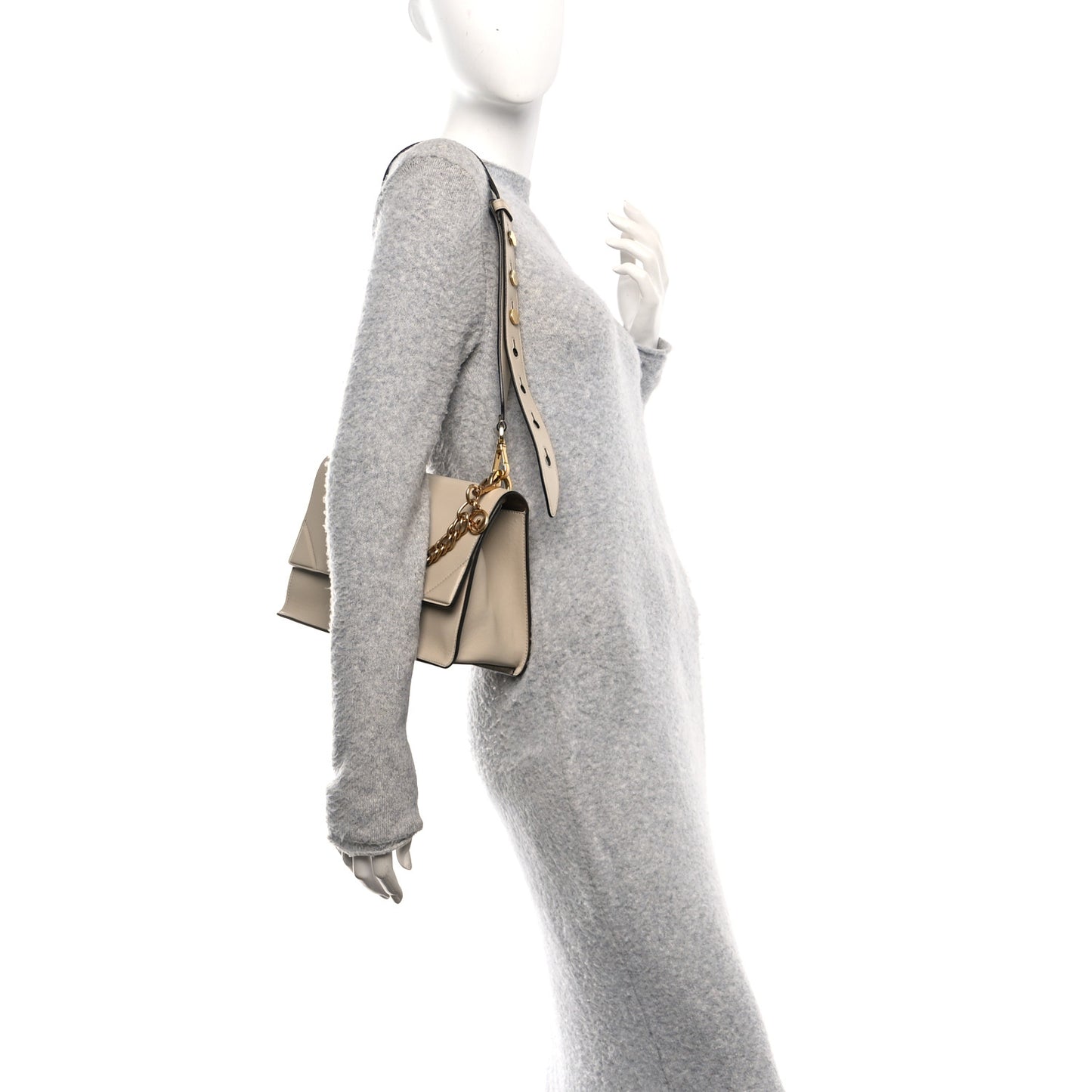 Vitello Grace Matte F is Fendi Kan U Shoulder Bag Nuvola