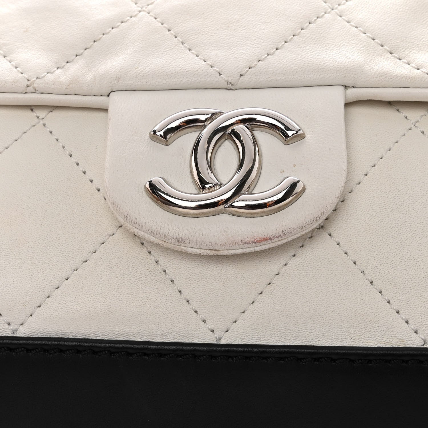 Chanel Calfskin Quilted VIP Flap White Black 12 of 16
