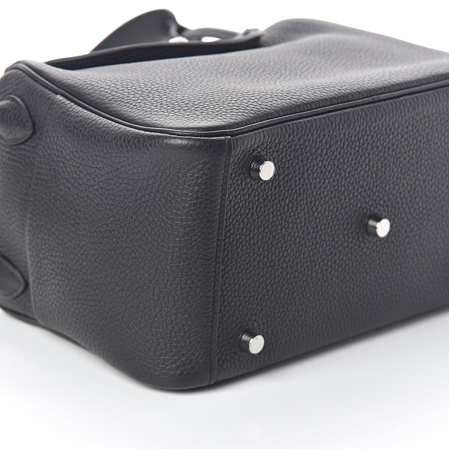 Taurillon Clemence Lindy 26 Black