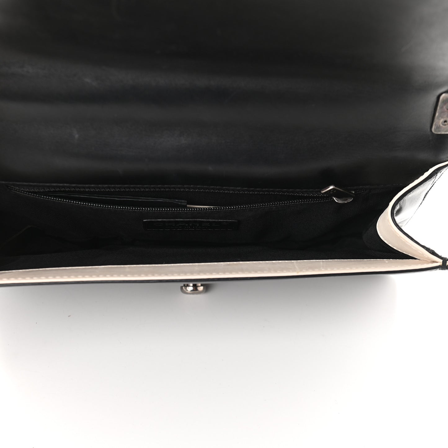 Glazed Calfskin Medium Boy Flap Black White