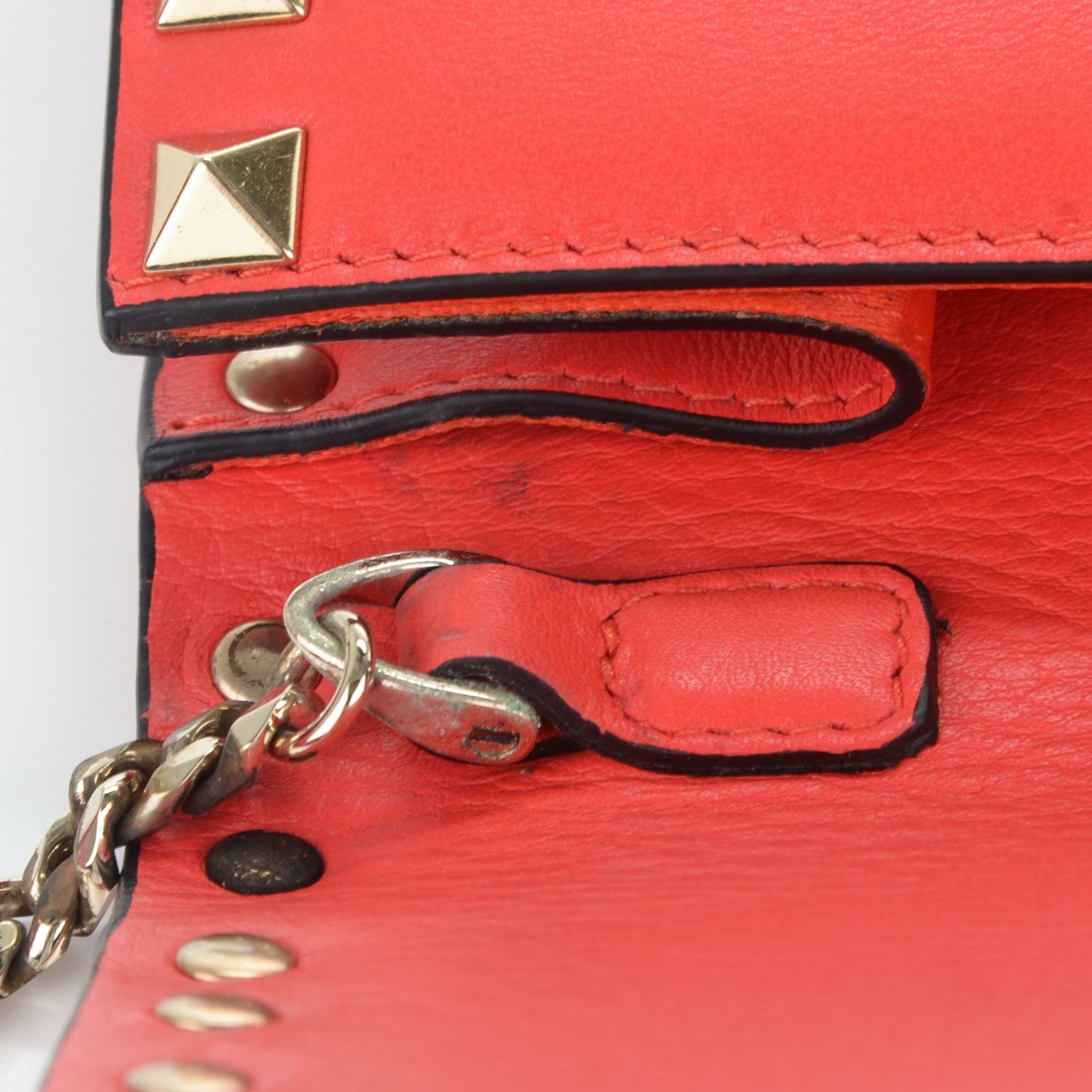 Vitello Rockstud Chain Flap Crossbody Bag Deep Rose