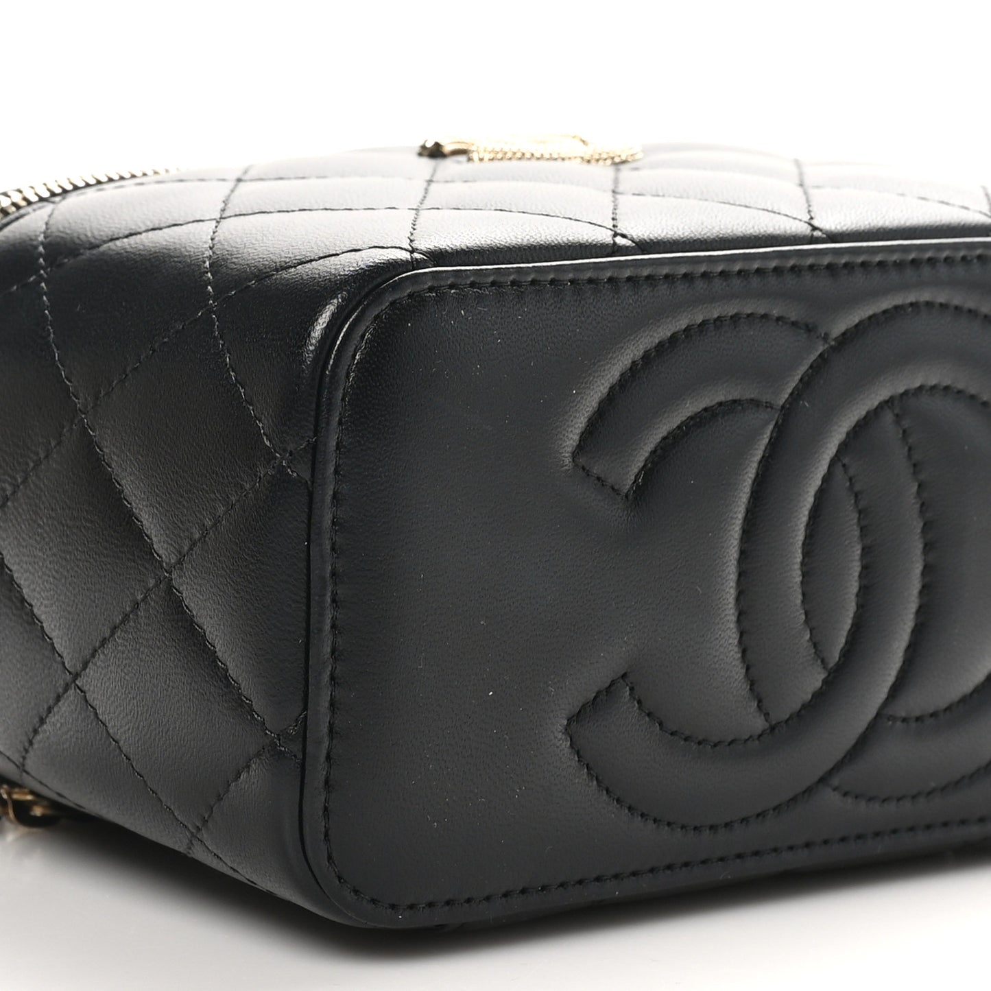 Lambskin Quilted Small Vanity Case With Chain Black