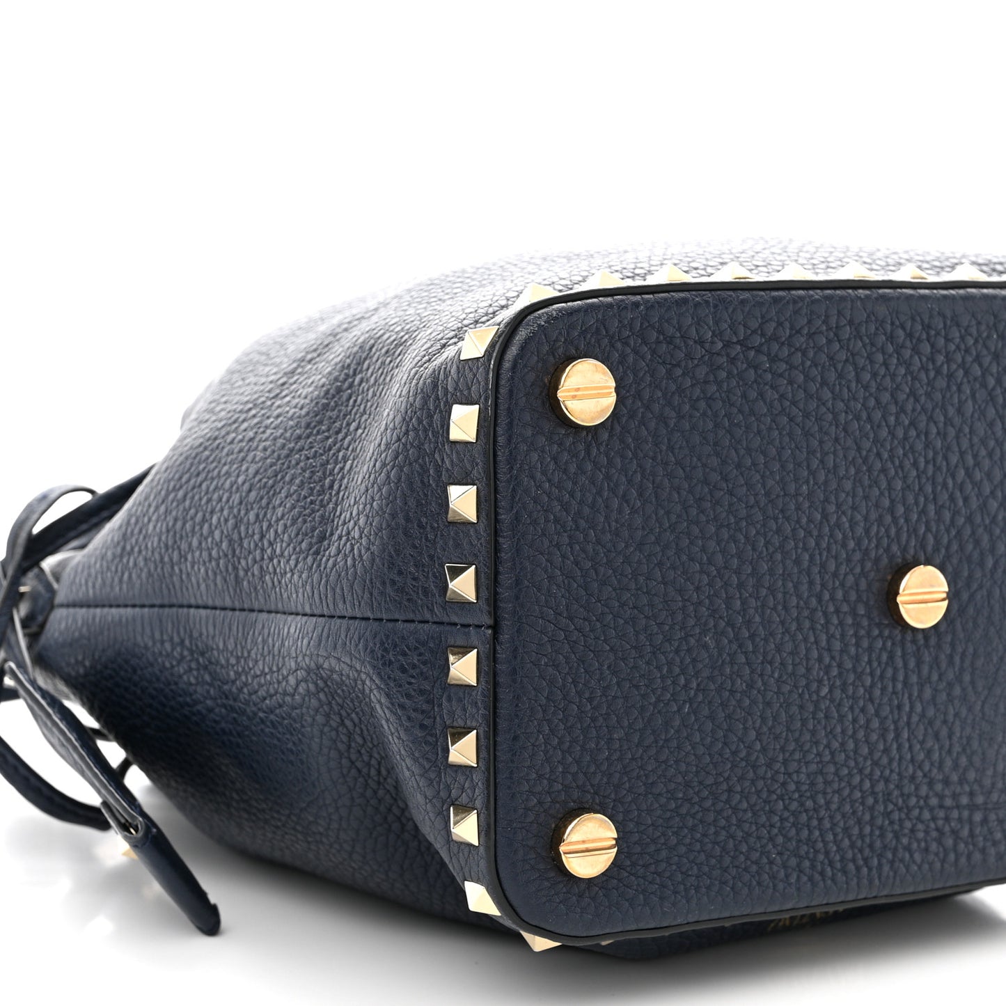 Pebbled Calfskin Small Rockstud Bucket Bag Navy