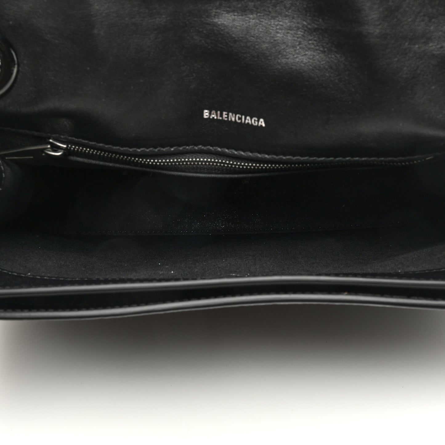 Crushed Calfskin Monochrome Medium Crush Chain Bag Black
