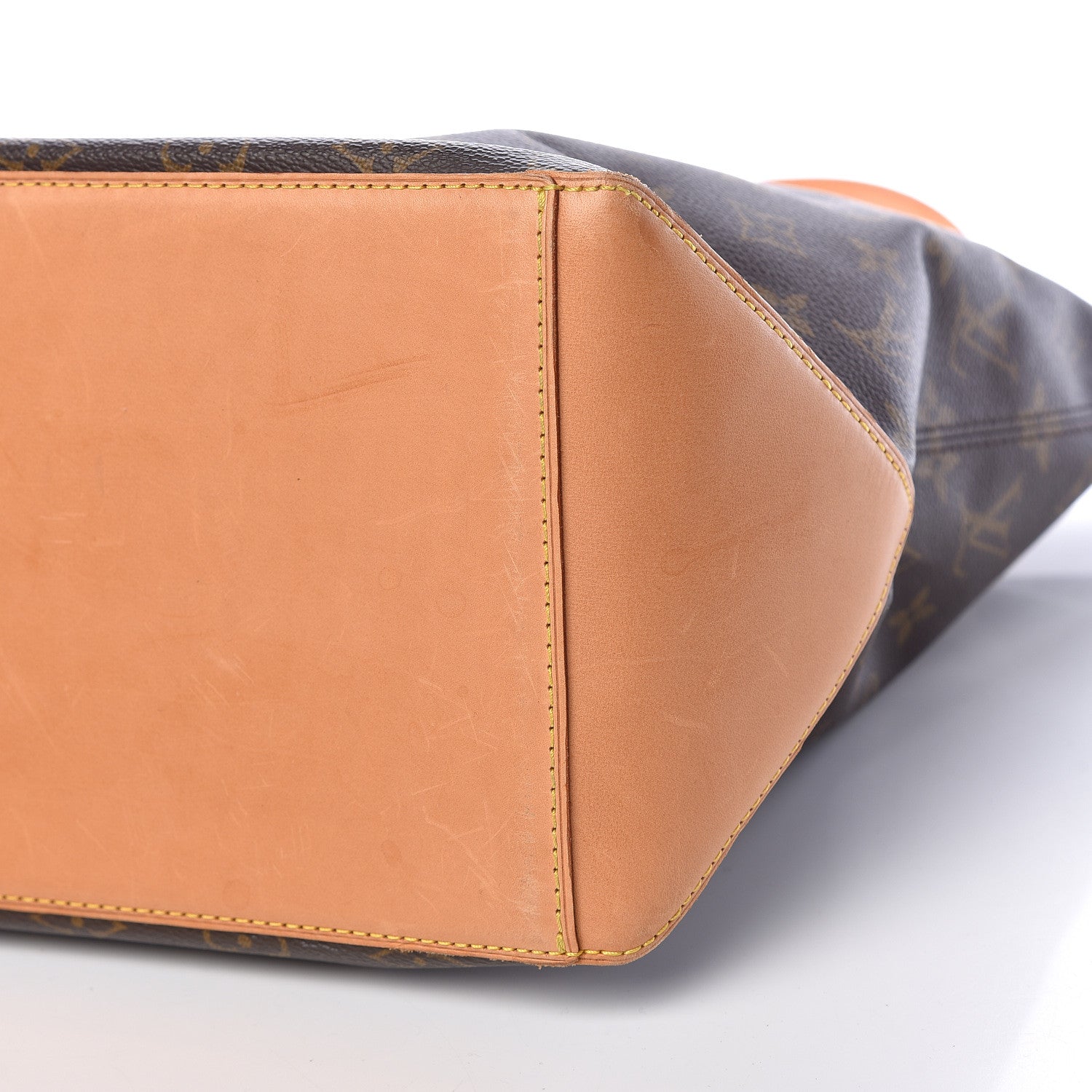Louis Vuitton Monogram Cabas Mezzo 10 of 11