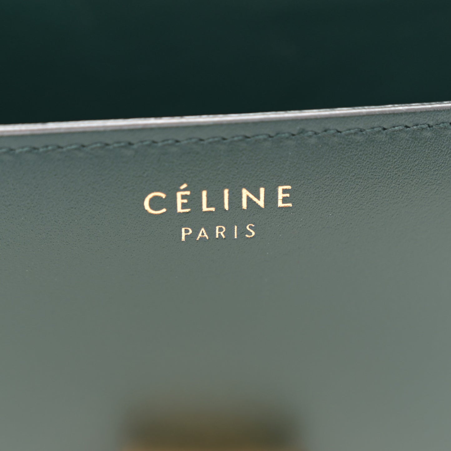 Box Calfskin Medium Classic Box Flap Bag Amazone
