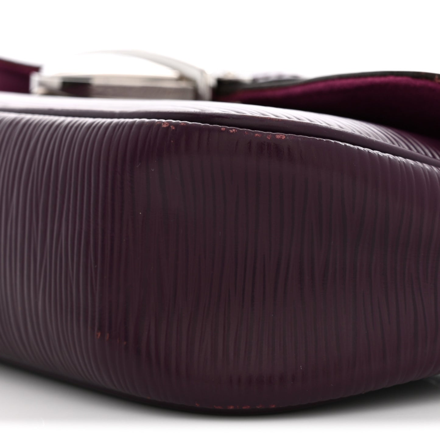 Epi Montaigne Clutch Cassis
