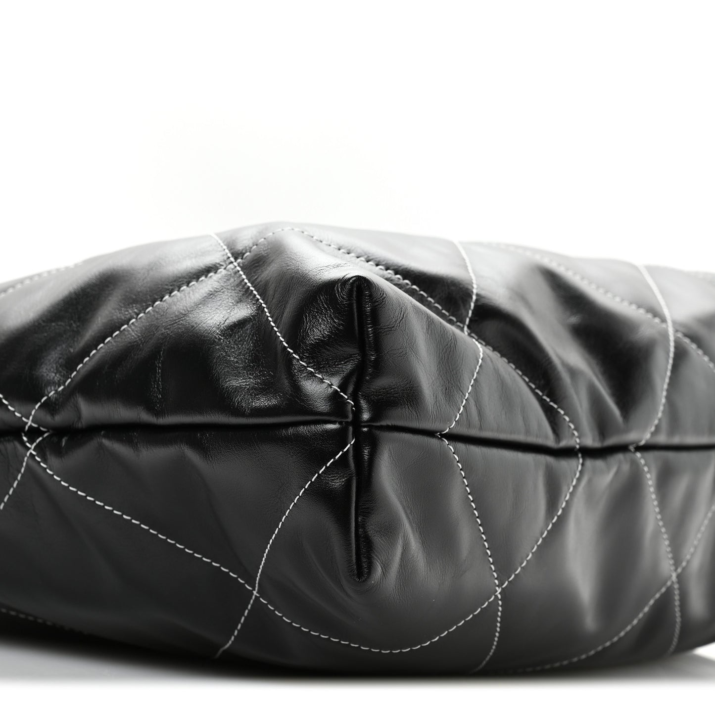 Shiny Calfskin Stitched Chanel 22 Black White